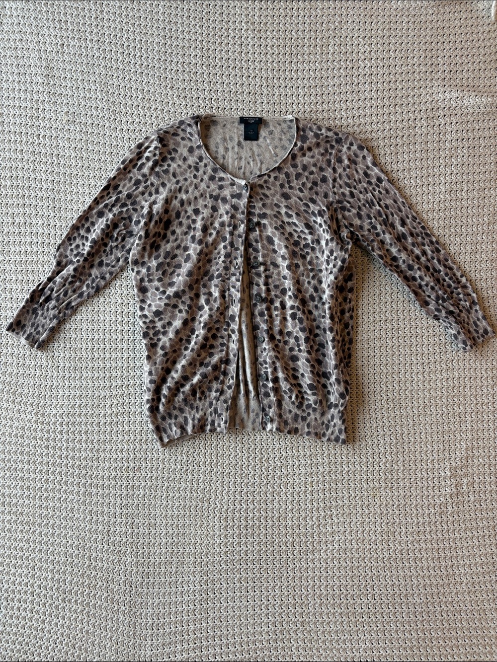 Anne Taylor petite. Leopard Print Lightweight Cardigan in Taupe and Brown